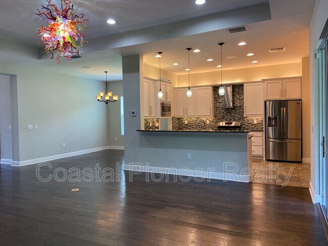 Building Photo - 31134 Spruceberry Ct