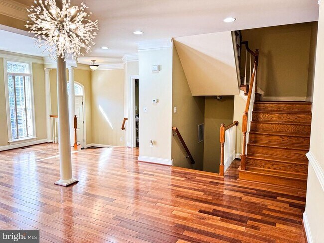 Building Photo - 6403 Velliety Ln