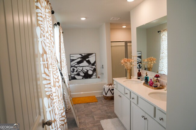 Building Photo - 3156 Ellenton Dr