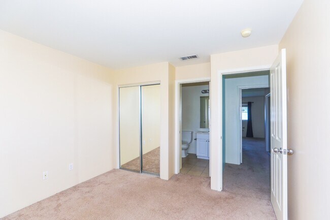 Building Photo - 91-1031 Kaimalie St. #4C3 - TJackson | 91-...