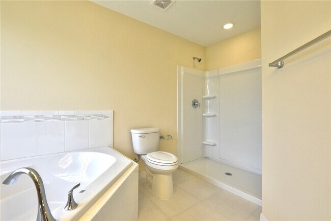 Building Photo - 8346 99th Ct