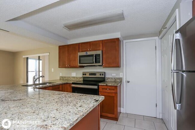 Building Photo - 9421 Ledgestone Ln