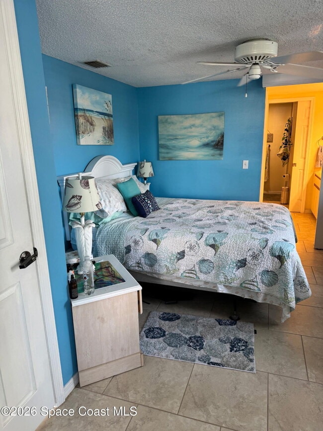 Building Photo - 8600 Ridgewood Ave