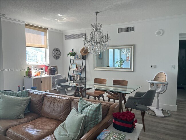 Building Photo - 31 SE 5th St