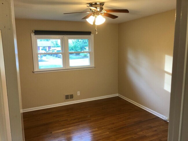 Building Photo - Charming 3BR House in Atlanta