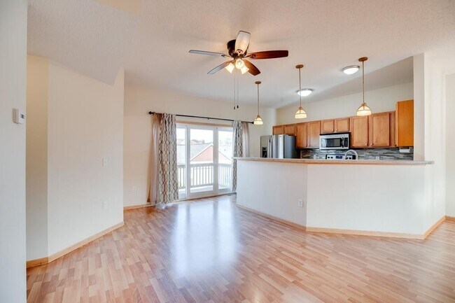 Building Photo - 1347 Magnolia Ave E