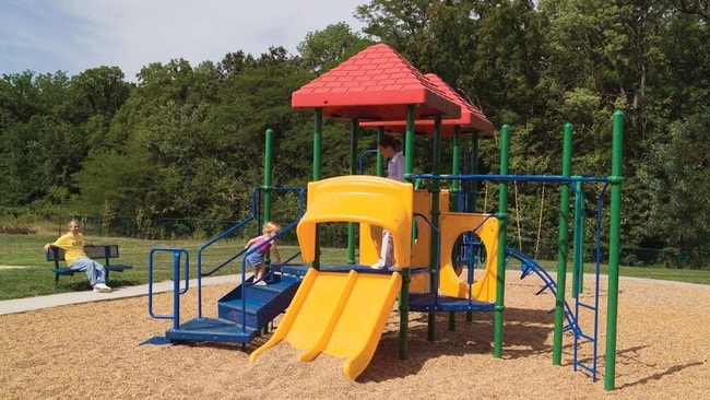 Building Photo - Pin Oak Pointe