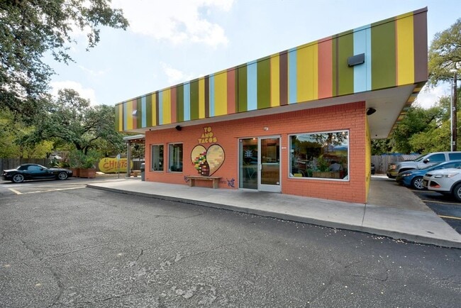 Building Photo - 1809 Forestglade Dr