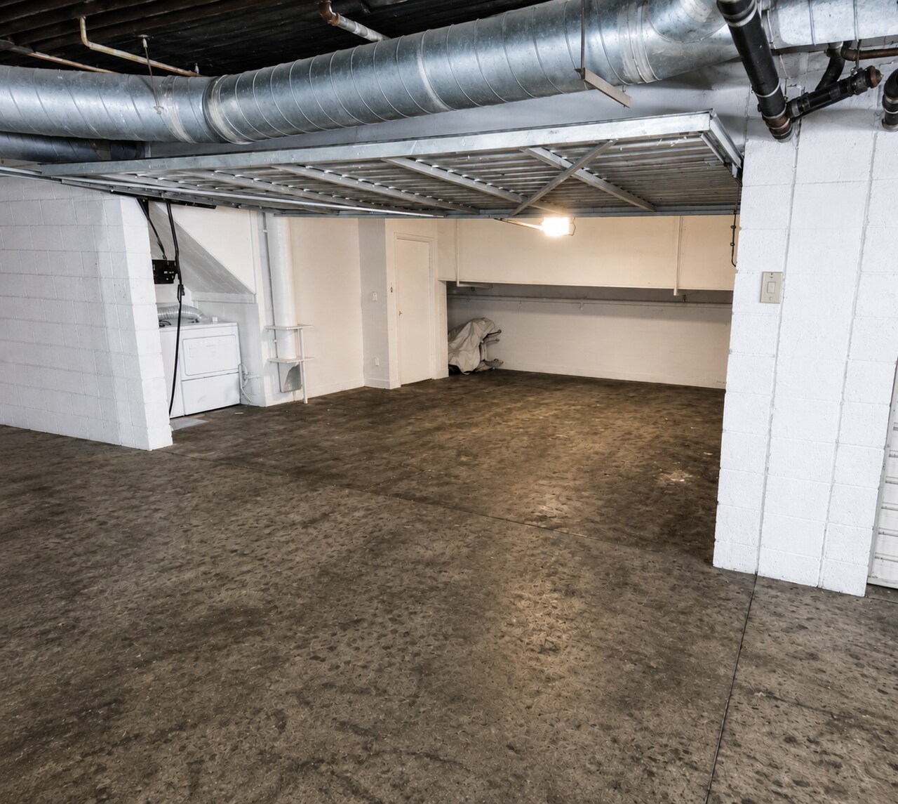 2 Car - Attached Garage - 7900 Woodman Ave