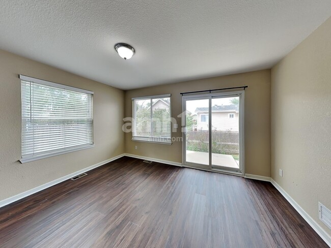 Building Photo - 6565 Monaco Dr