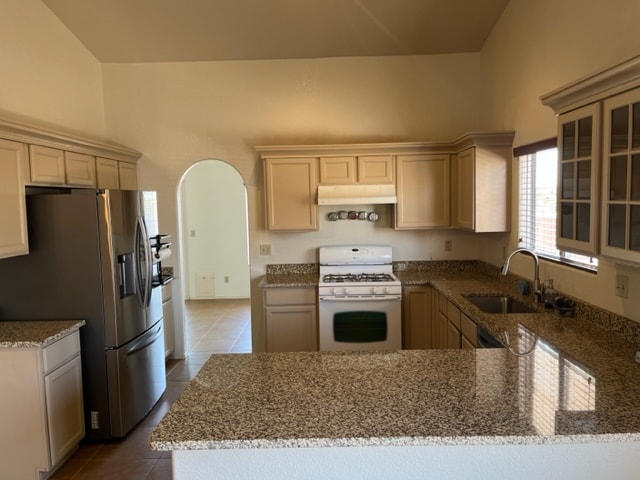 Building Photo - 2550 S Perillo Dr
