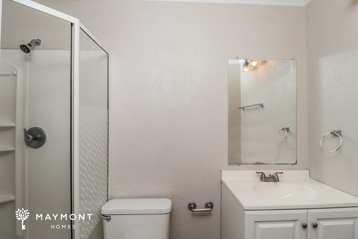 Building Photo - 5642 Brentwood Dr