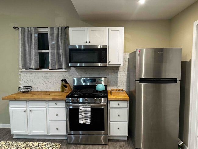 Building Photo - 578 Tuscarora Rd