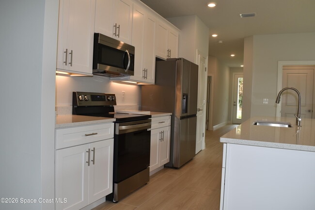 Building Photo - 406 Grove Ln