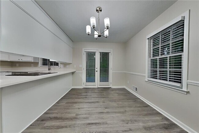 Building Photo - 2210 Grayfield Dr