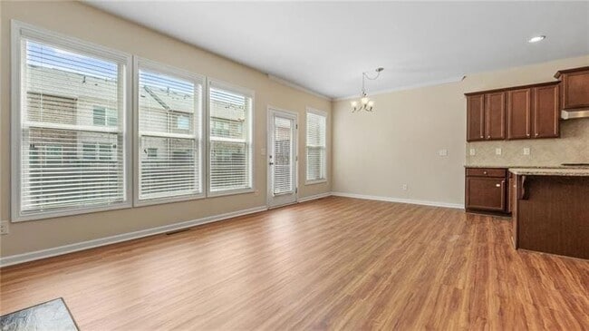 Building Photo - 705 Ayala Pl