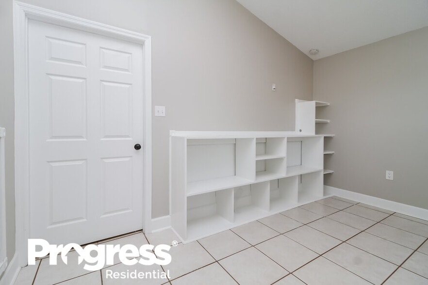 Building Photo - 1670 Cracker Creek Ct