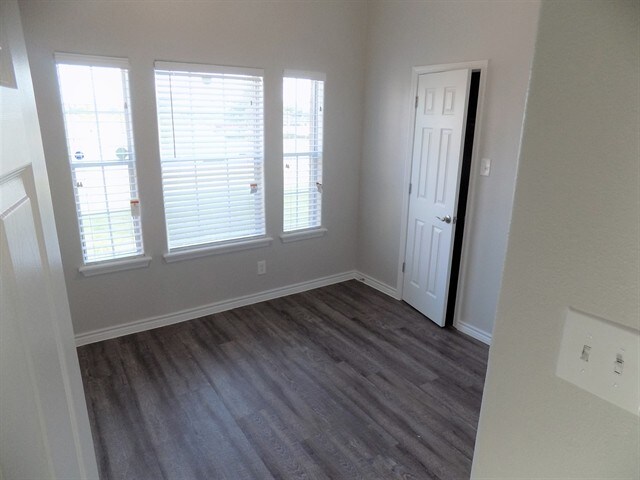 Building Photo - 12411 Greensbrook Forest Dr