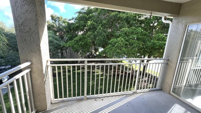 Building Photo - 1885 Palm Cove Blvd