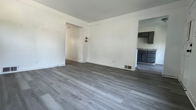 Building Photo - 11755 Berwyn Ave