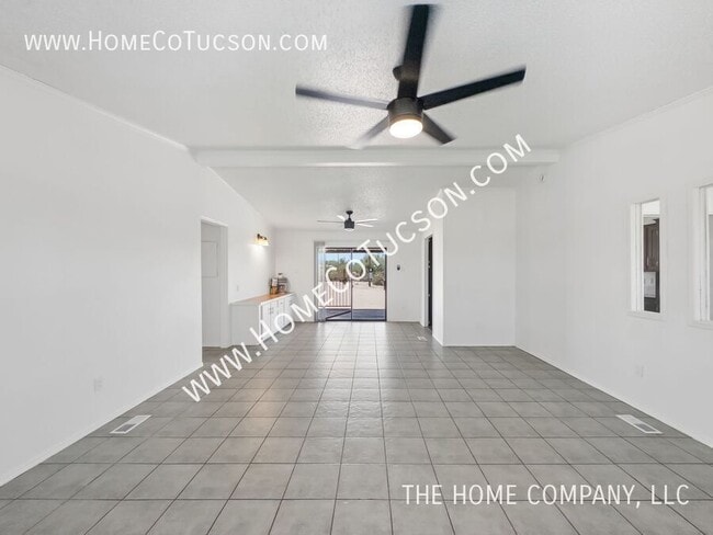 Building Photo - 12151 W Blue Quail Pl