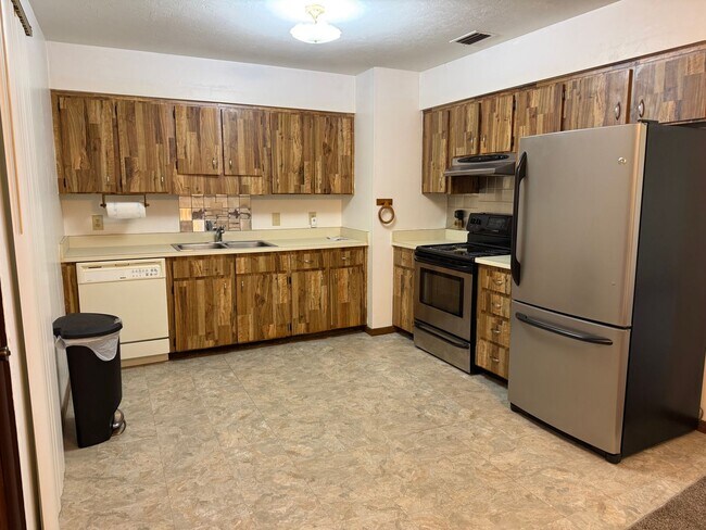 Building Photo - 16326 NW 118th Pl