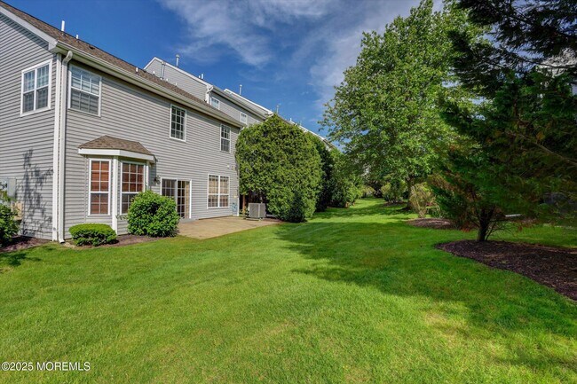 Building Photo - 150 Nathan Dr