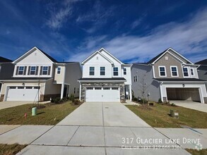 Building Photo - Charming 3 Bedroom Home Located in Raleigh