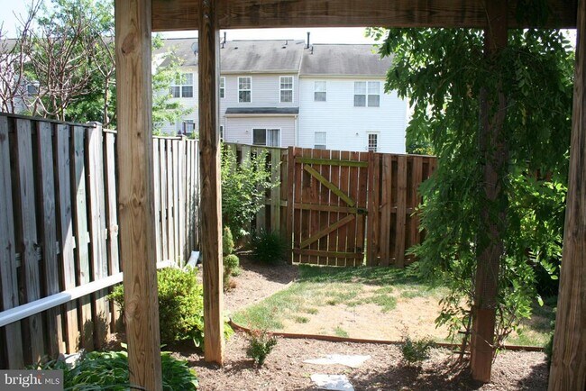 Building Photo - 18212 Endora Cir