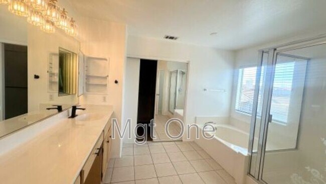 Building Photo - 15379 Avenida Fiesta