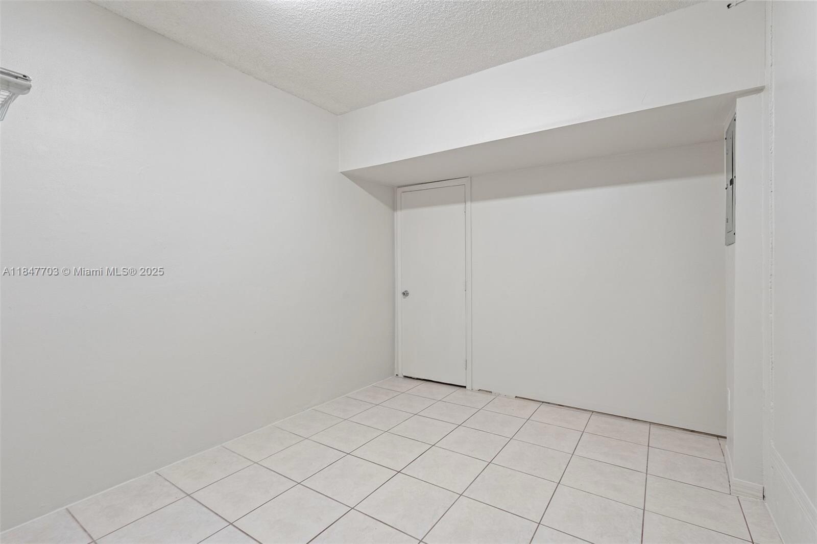 Building Photo - 14202 SW 151st Ct