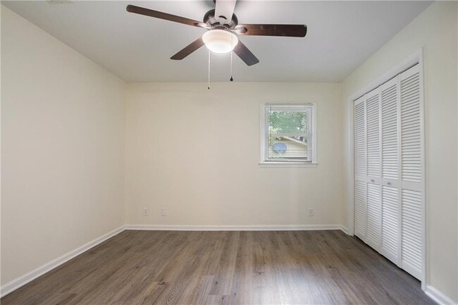 Building Photo - 2729 Lanier Dr