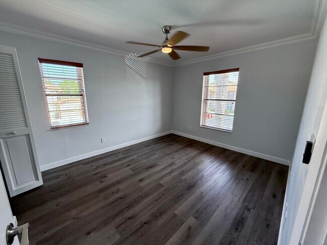 Building Photo - 9466 Boca Cove Cir