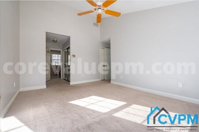 Building Photo - 2920 Middlebridge Ct