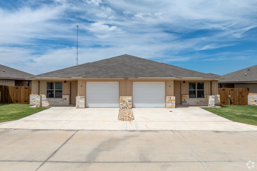Primary Photo - Southwood Hills Phase III