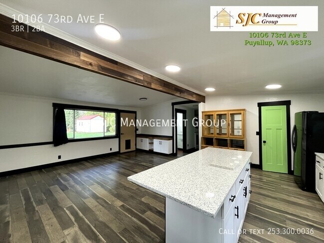 Building Photo - 10106 73rd Ave E