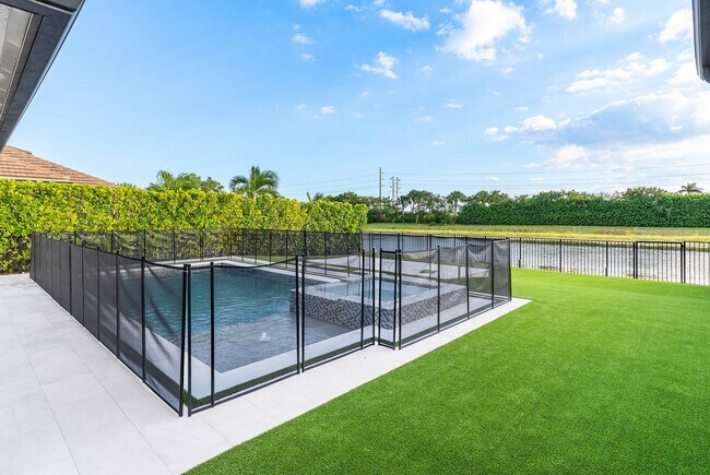 Building Photo - 8835 Grand Prix Ln