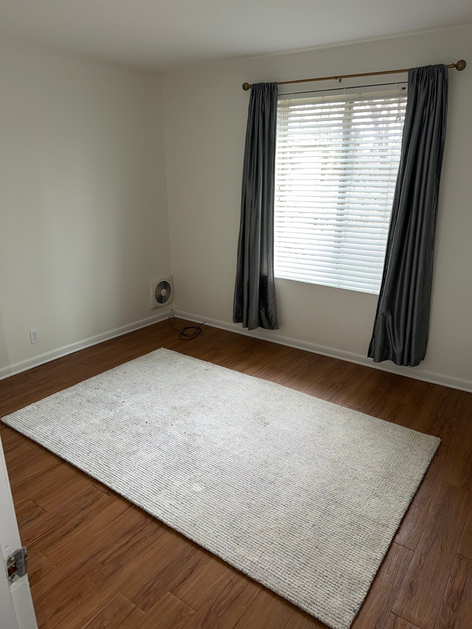 Building Photo - 2601 Hillsboro Pike