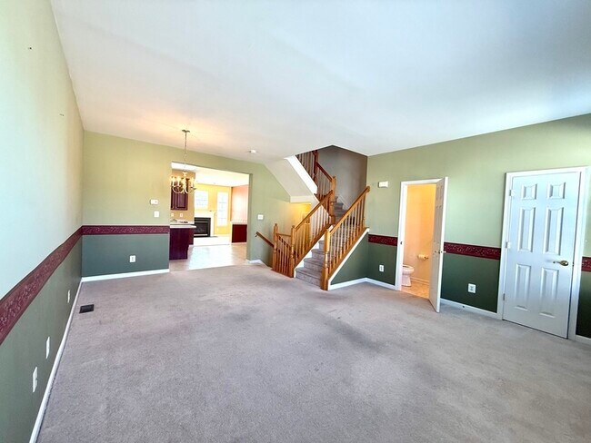 Building Photo - 266 Bruaw Dr