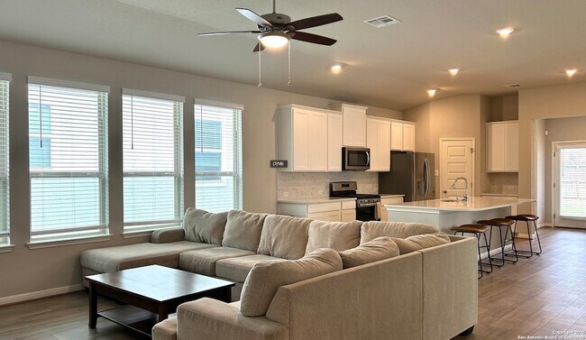 Building Photo - 12927 Irvin Path