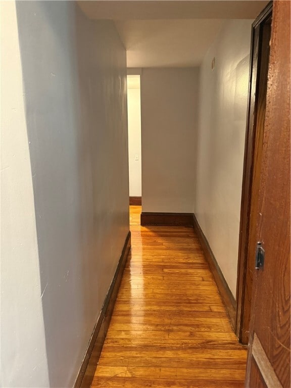 Building Photo - 496 Ridge Rd