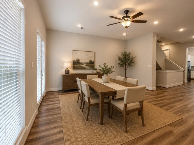 Building Photo - 1282 N Post Oak Rd