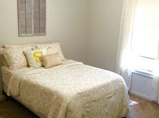 Building Photo - Old 242