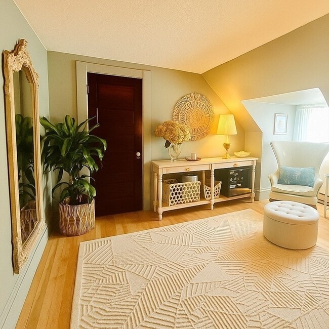 Building Photo - 177 Springfield St