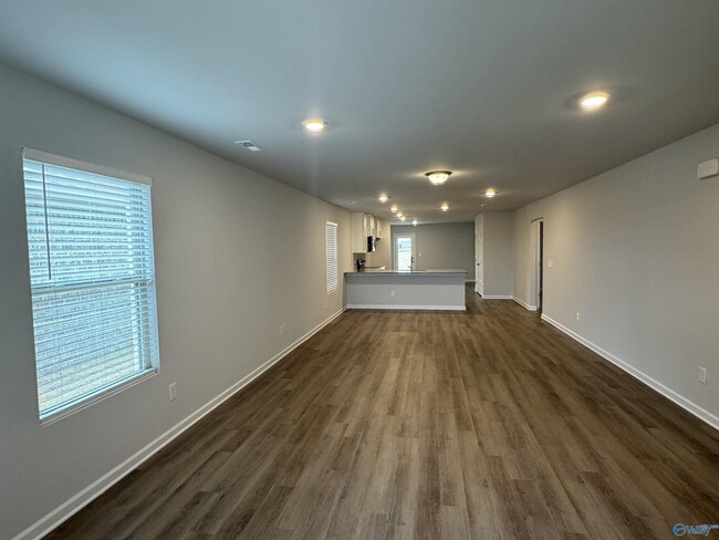 Building Photo - 14886 Ravenel Dr