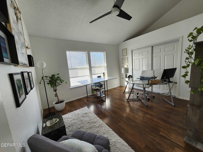 Building Photo - 6613 Imperial Ridge Dr