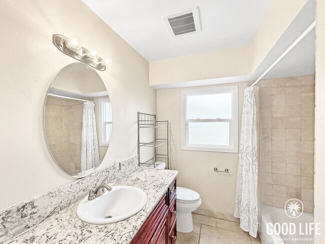 Building Photo - Charming 3BD/2BA w/ A/C, Attached Garage, and Large Yard in La Mesa!