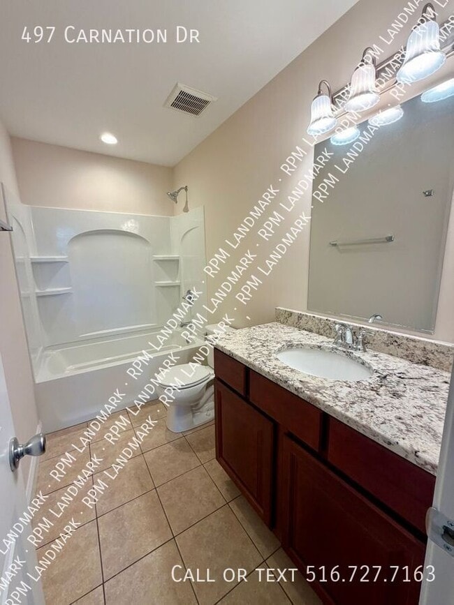 Building Photo - 497 Carnation Dr