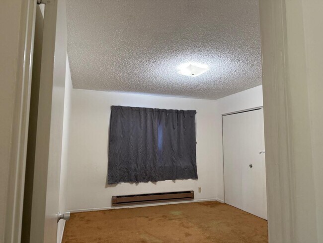 Building Photo - 262 Academy Ave
