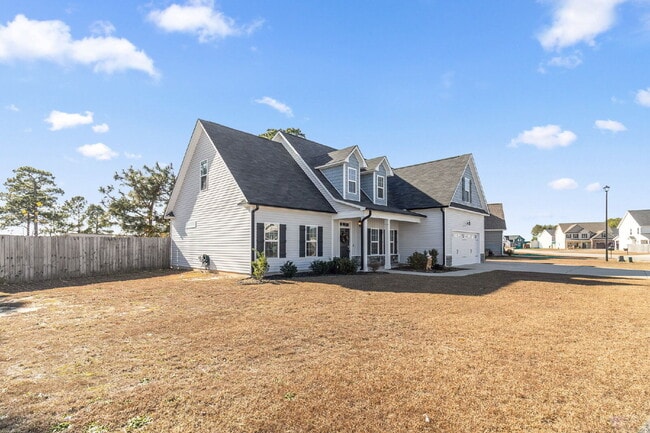 Building Photo - The Weston Wood Home